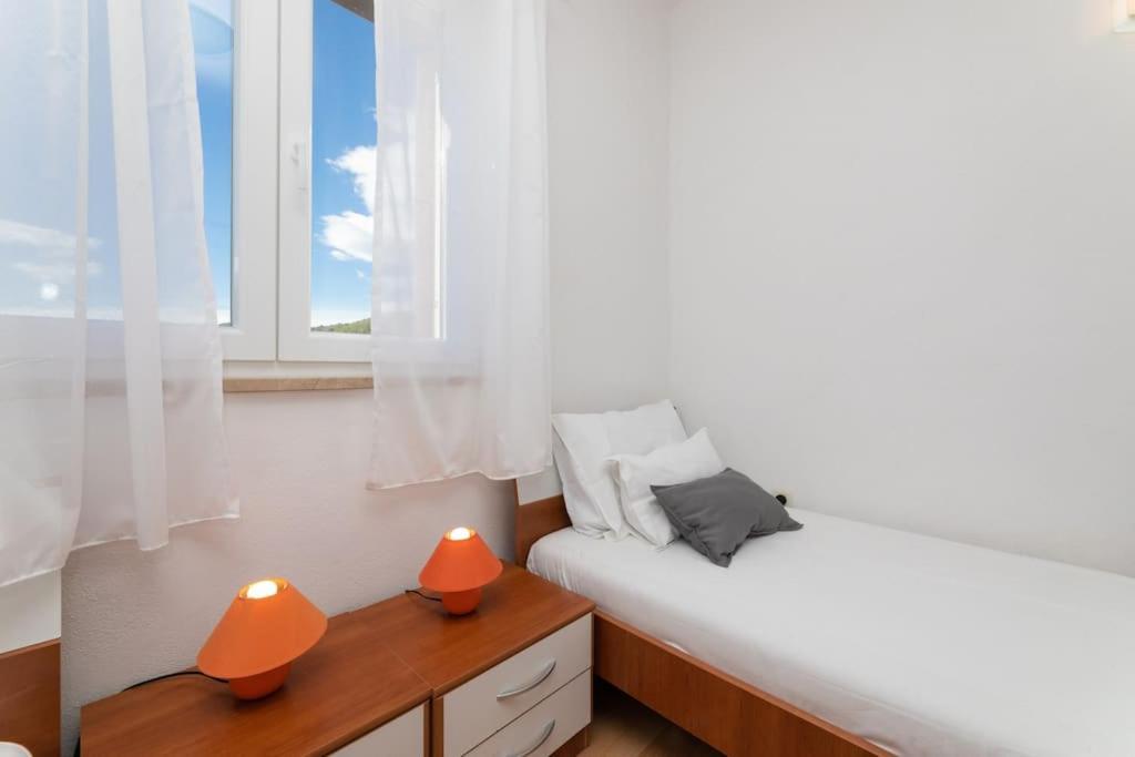 Bento - View On Town And Sea Apartament *